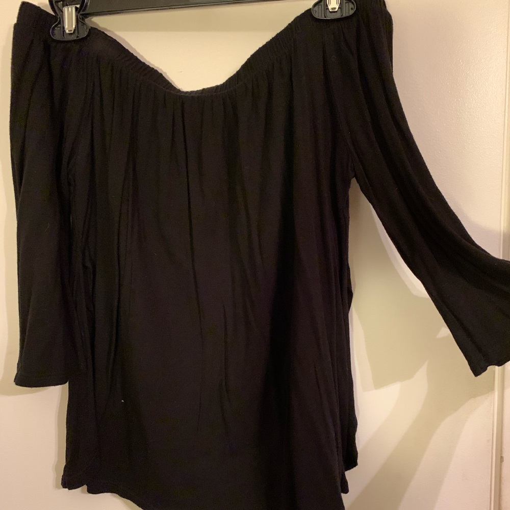 Black off the shoulder long sleeve blouse